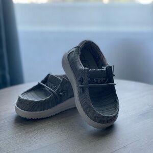 Hey Dude Wally Toddler